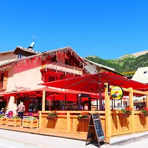 Alpis Cottia Hotel